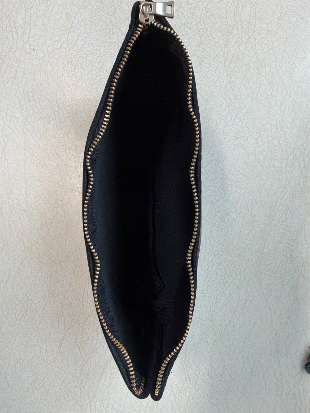 Portland Leather Zip Utility Pouch - Smooth Black - Picture 4 of 4